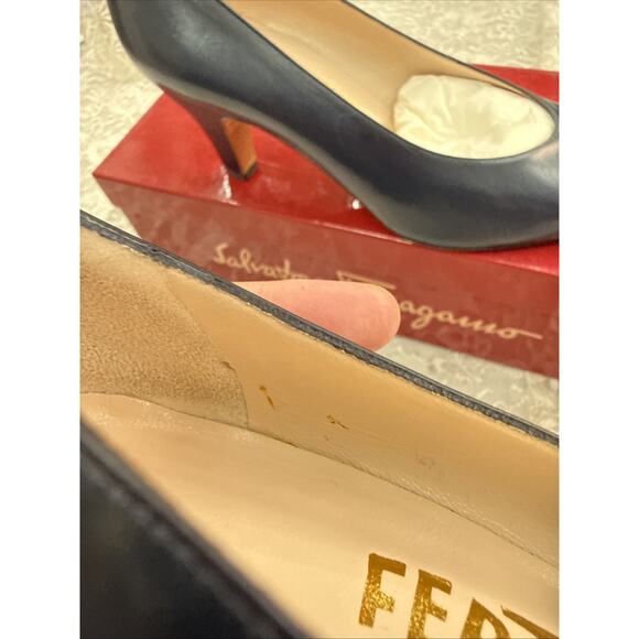 Vintage New 80s Salvatore Ferragamo Womens Heels Size 7.5 B Blue Pump Leather - Picture 9 of 9